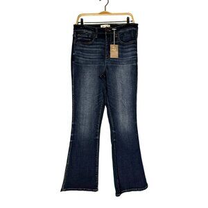 NWT BKE Billie Rise Up Slim Fit High-Rise Stretch Bootcut  Jeans Size 31x31.5